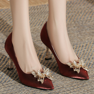 子 大码 婚鞋 41一43脚胖脚宽细跟妈妈红色高跟鞋 婚礼喜婆婆婚宴鞋