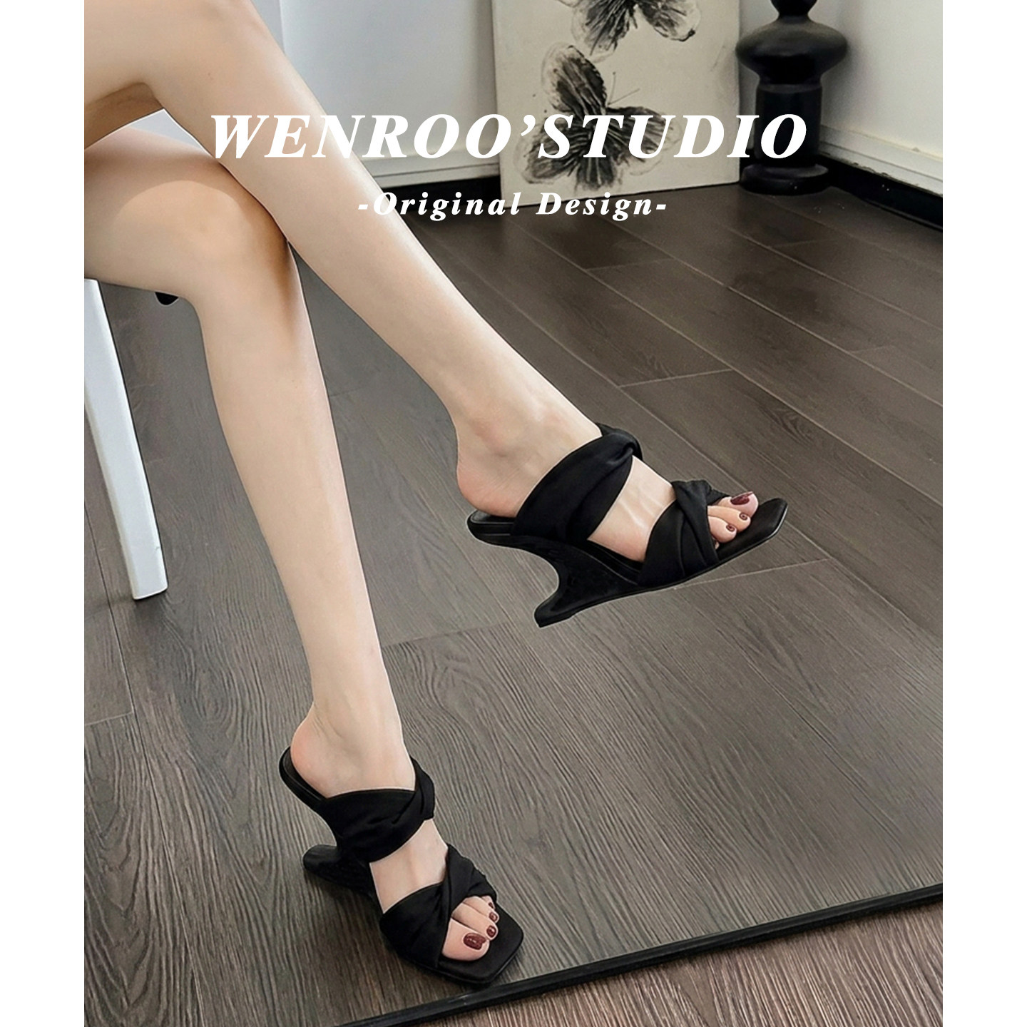 黑色异型跟露趾坡跟凉鞋女夏外穿2026新款复古绝美配裙子高跟拖鞋