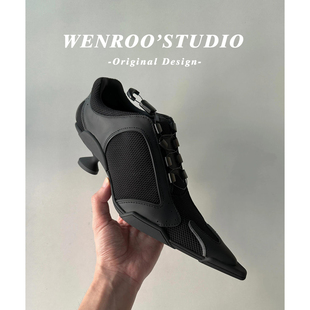 黑武士风束带尖头异型拳击鞋女2026春季新款复古小众深口高跟单鞋