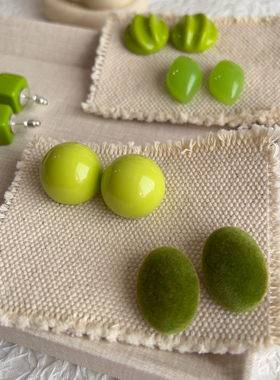 原创设计《冰镇芭乐》ins博主绿色显白多巴胺925纯银耳环圆球耳钉