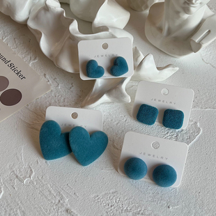 ins博主 孔雀蓝 显白植绒大爱心几何亚克力925纯银针显瘦耳钉耳环