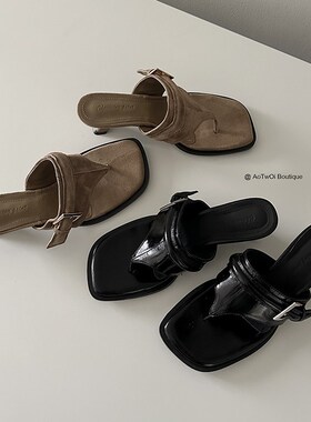 AoTwOi 25夏季新款方头扣带设计夹脚法式小猫跟经典复古高跟凉拖