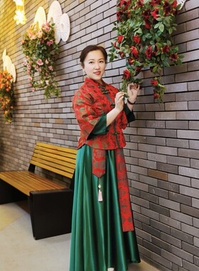 中式婚礼伴娘服妈妈团影楼摄影