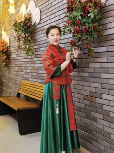 中式婚礼伴娘服姐妹团中国风复古喜娘服妈妈团影楼主题大码古装
