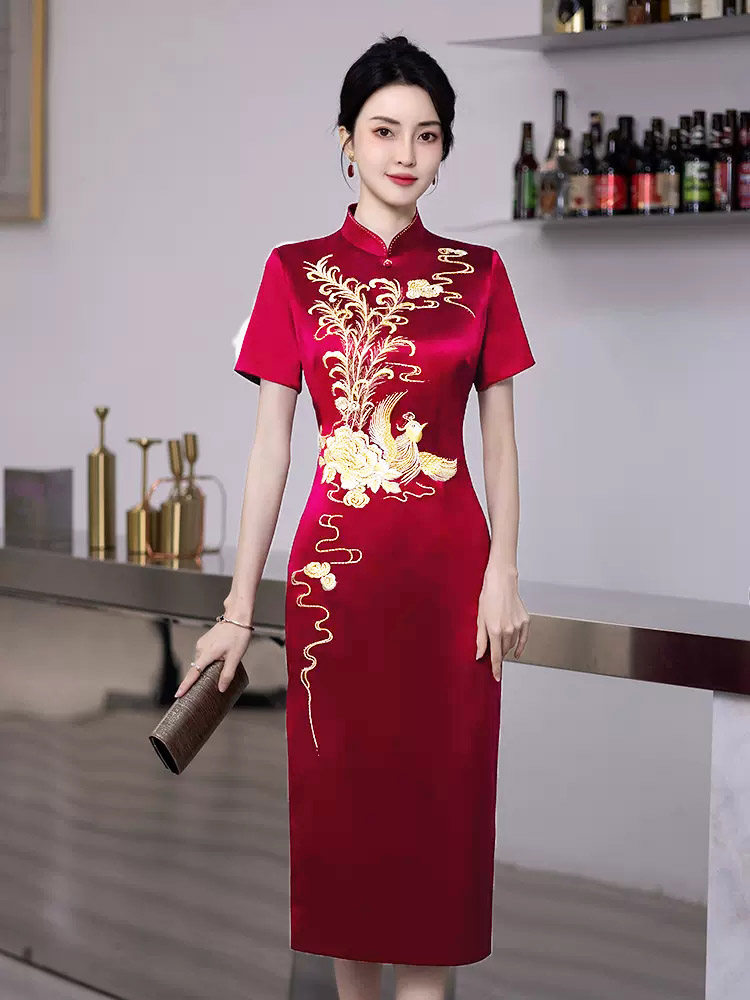 新款时尚气质醋酸缎喜妈妈婚宴礼服绣花长旗袍复古修身显瘦连衣裙
