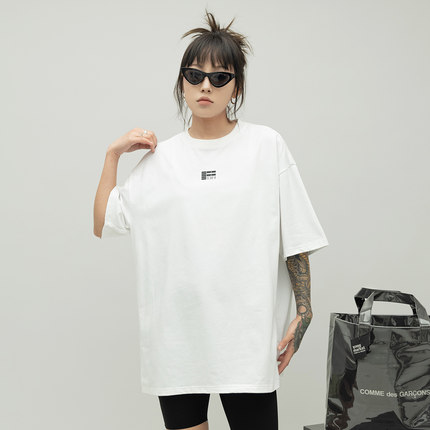 ONE PASS 字母印花圆领短袖T恤女2024夏季新款宽松休闲情侣体恤