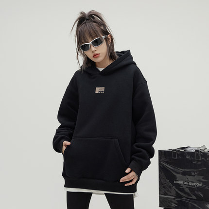 ONE PASS 450g重磅发泡字母加绒连帽卫衣女春季新款情侣宽松上衣