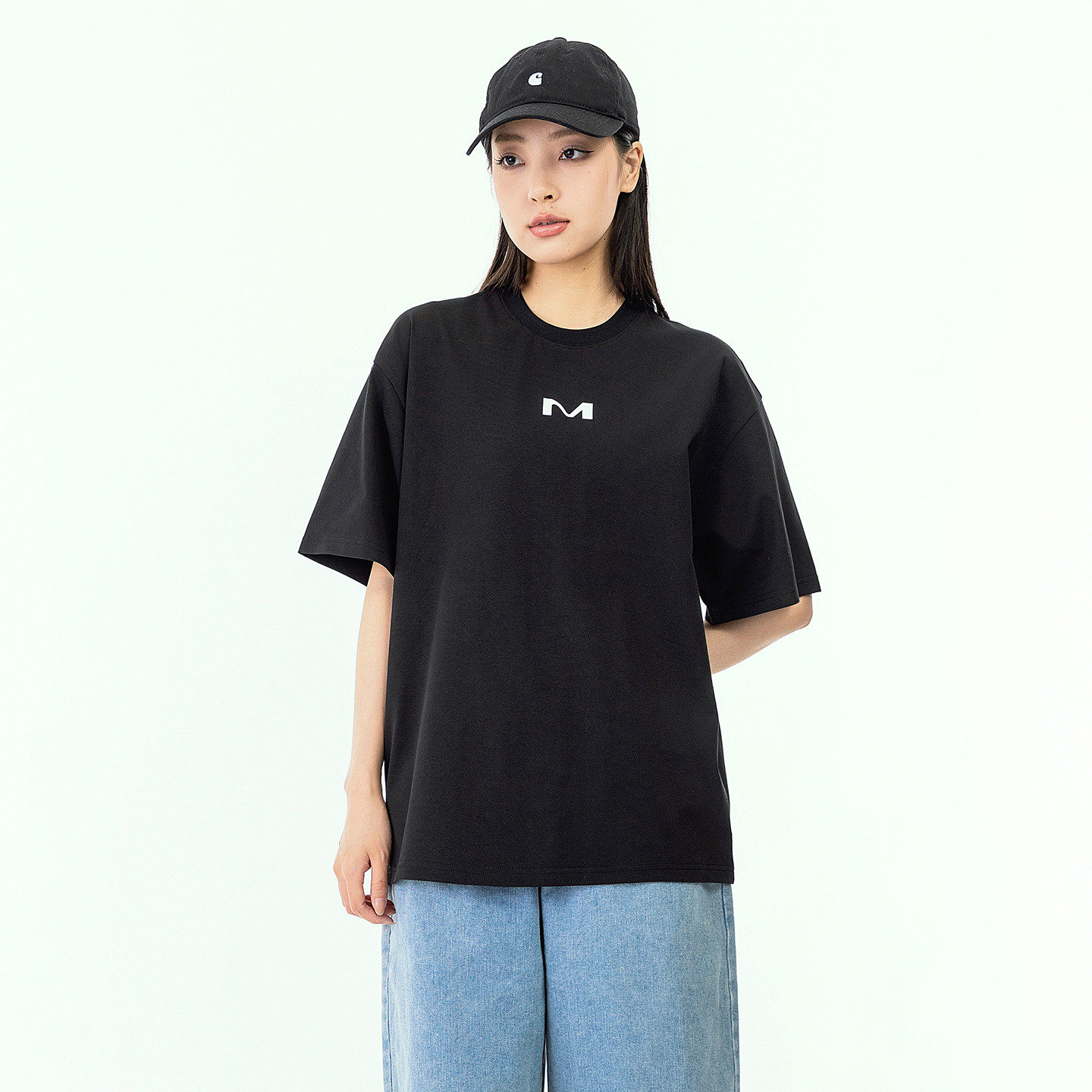 夏季字母印花纯色圆领半袖上衣中性风情侣百搭短袖图片