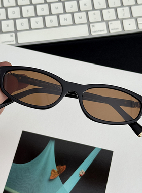 Jennie同款长方形防紫外线墨镜06