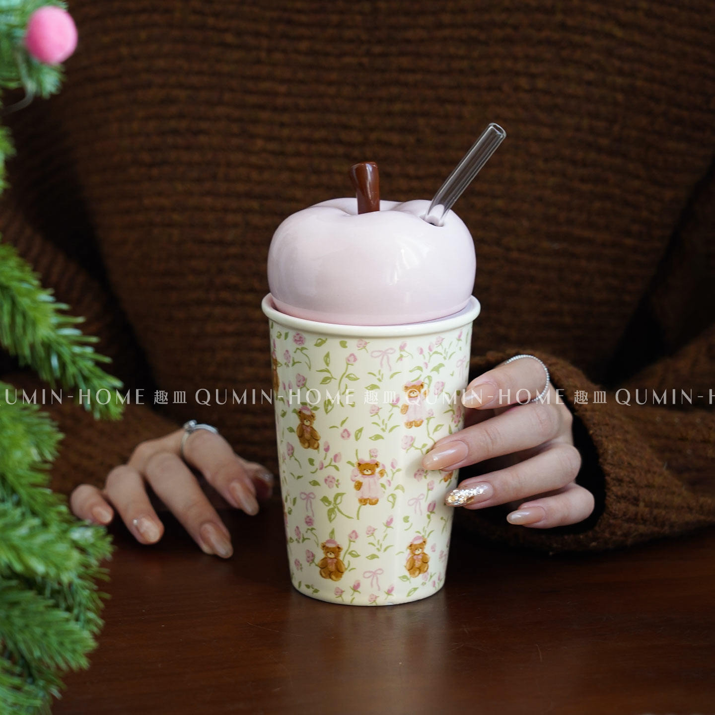 趣皿创意卡通小熊陶瓷手握杯直身杯带盖带吸管可爱马克杯情侣水杯