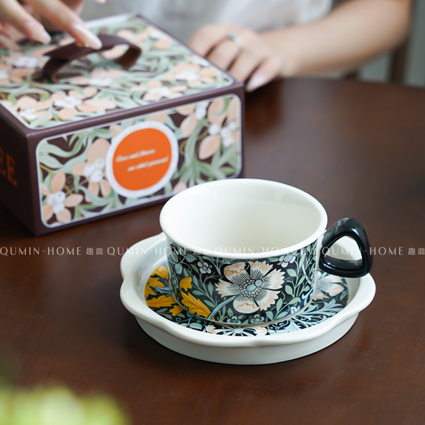 趣皿高颜值咖啡杯碟套装礼盒创意小众拉花杯陶瓷杯办公室喝水杯子