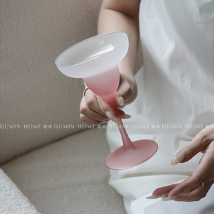 趣皿高级感玻璃高脚杯气泡酒杯子微醺特调鸡尾酒杯家用马天尼酒杯