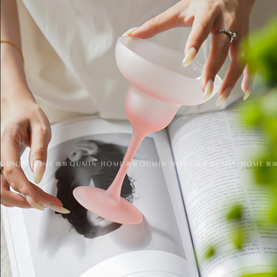 趣皿创意高脚杯玻璃杯家用调酒杯香槟杯鸡尾酒杯气泡酒杯红酒杯子