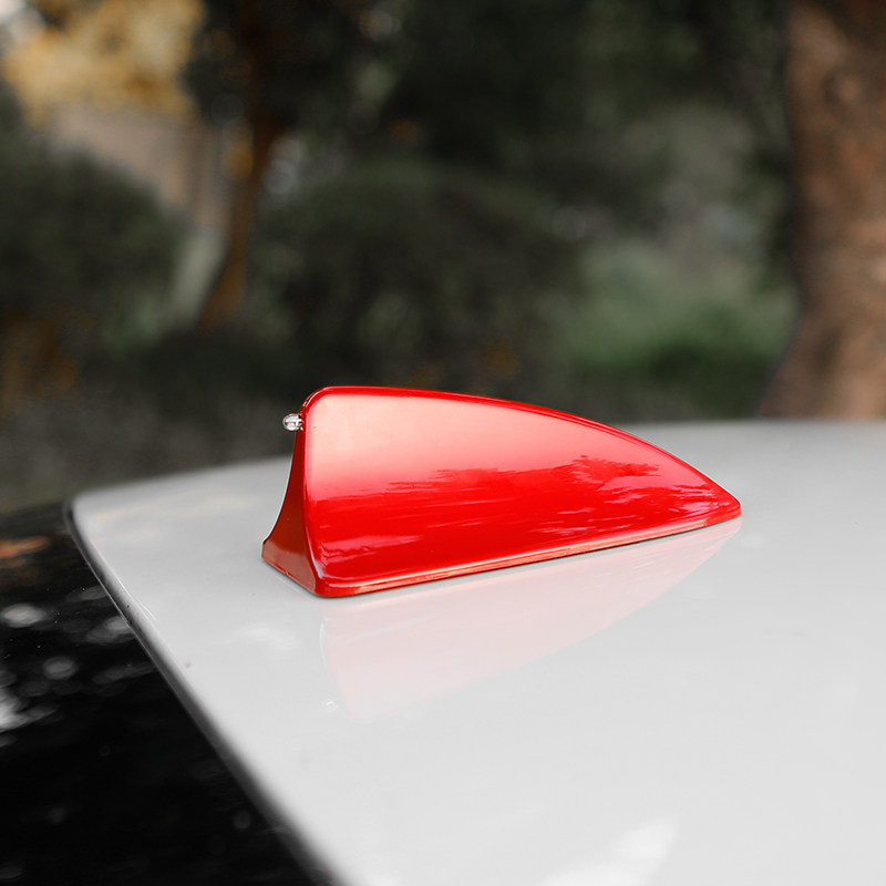 자동차 상어 지느러미 장식 범용 자동차 지붕 수정 안테나 장식 모래 물고기 꼬리 펀치없이 수정 된 상어 지느러미