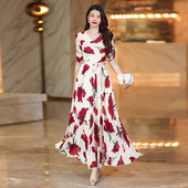 2025显瘦连衣裙新款 轻奢收腰气质夏季 年轻印花碎花长裙超仙简约
