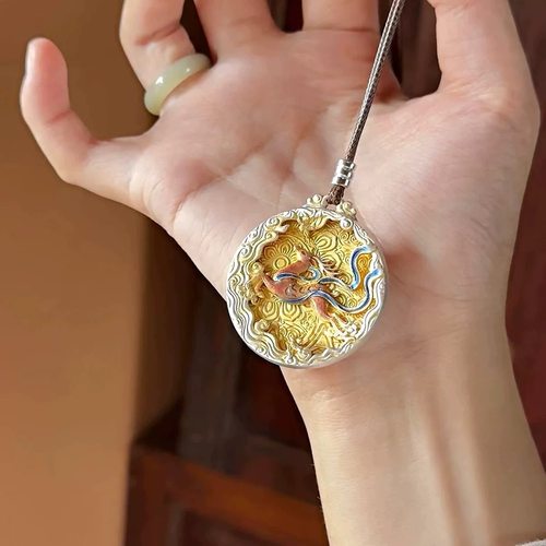 水贝足银999珐琅彩鹿吊坠纯银编绳毛衣项链女国风精品送女友礼物