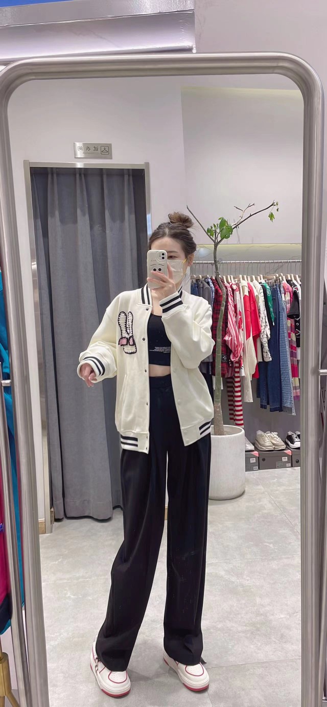 2023秋新款ansnono漫画家棒球服夹克白色兔子手工编织女外套潮