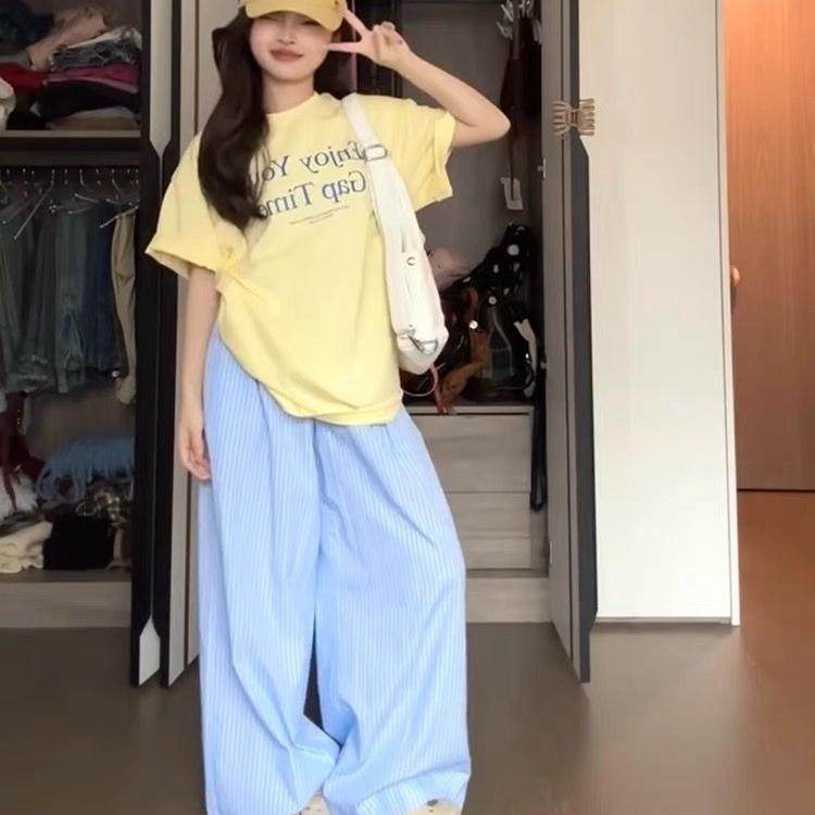 美式复古奶黄色短袖t恤女夏季小众字母潮牌宽松oversize半袖上衣