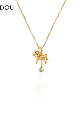 AJIDOU阿吉豆玄马迎福系列925银金色小马项链