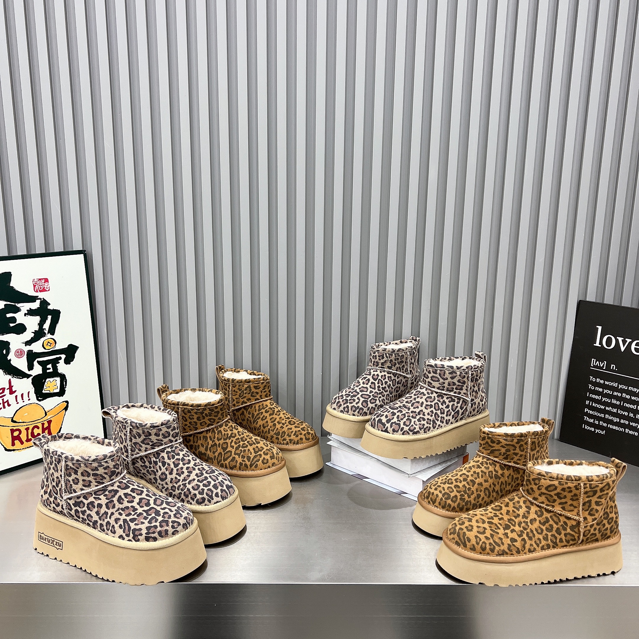 日本OFFCAT时尚豹纹短靴女鞋2025新款磨砂皮厚底松糕套筒雪地靴加