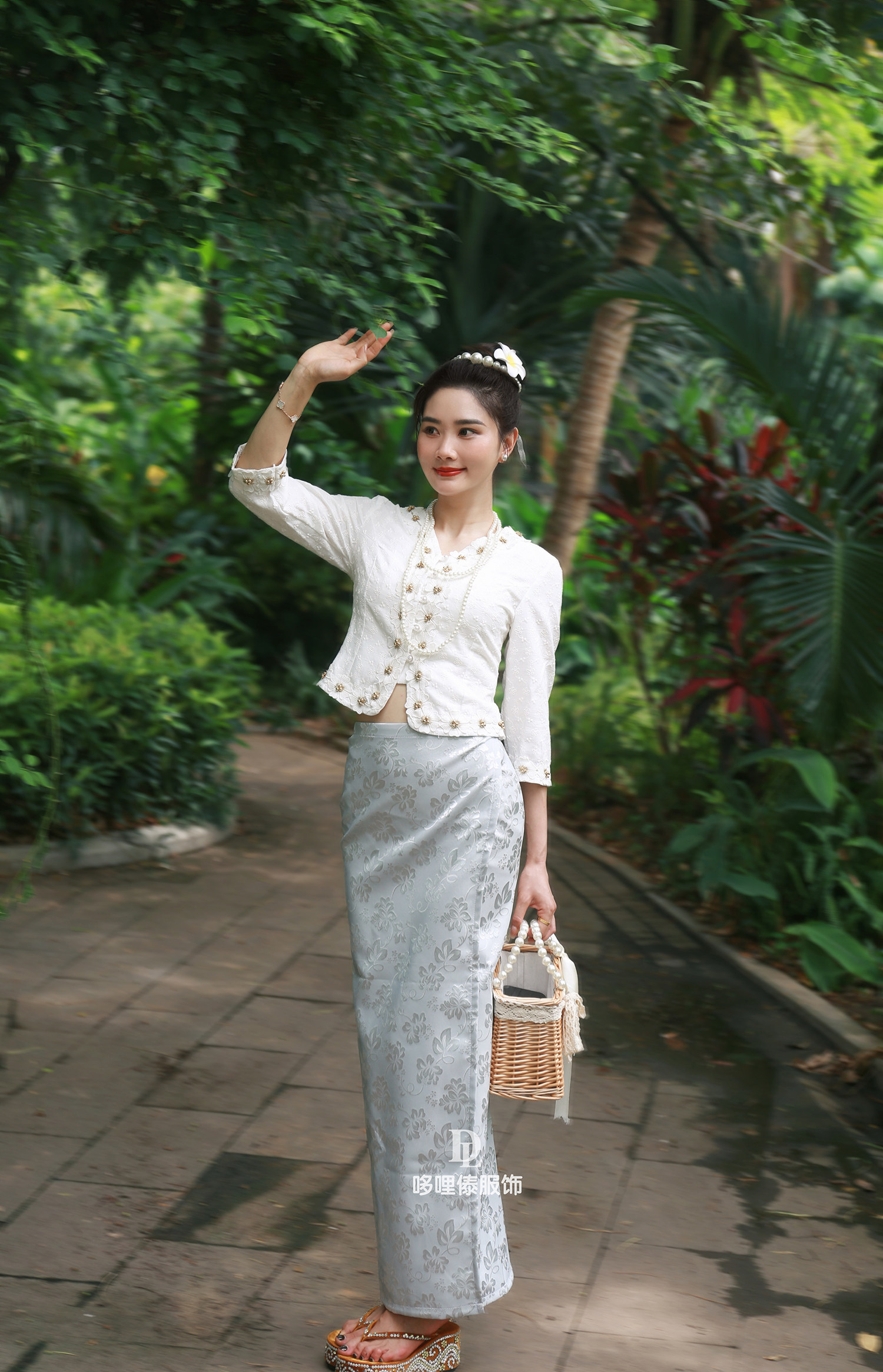 西双版纳旅游穿搭傣族服饰套装女高品质轻夏季透气上衣春秋长裙