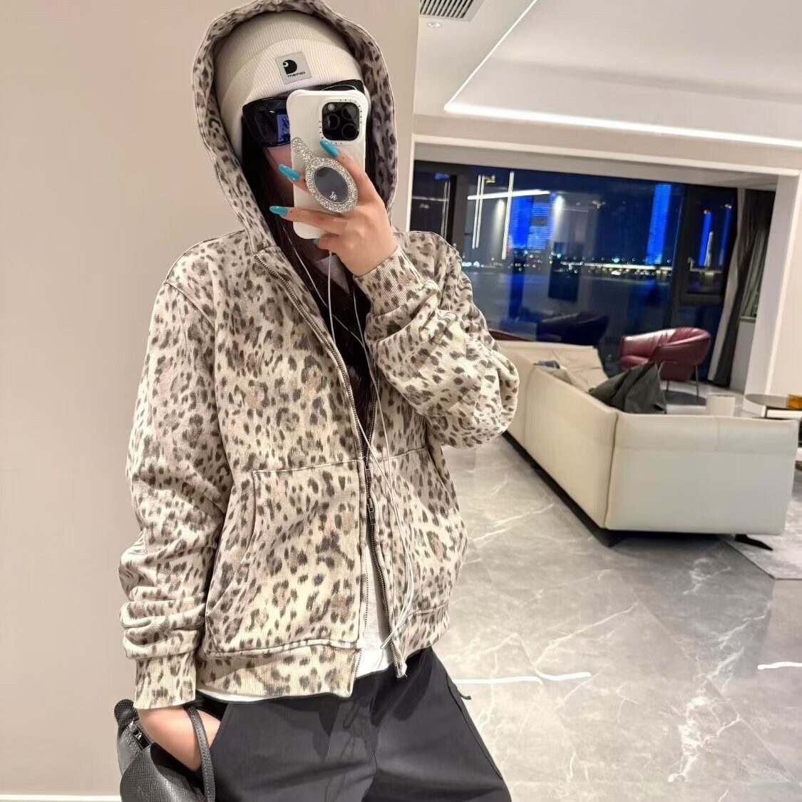 秋冬高级感银色亮闪闪珠片立领加厚棉服男炸街歌手舞台装保暖外套