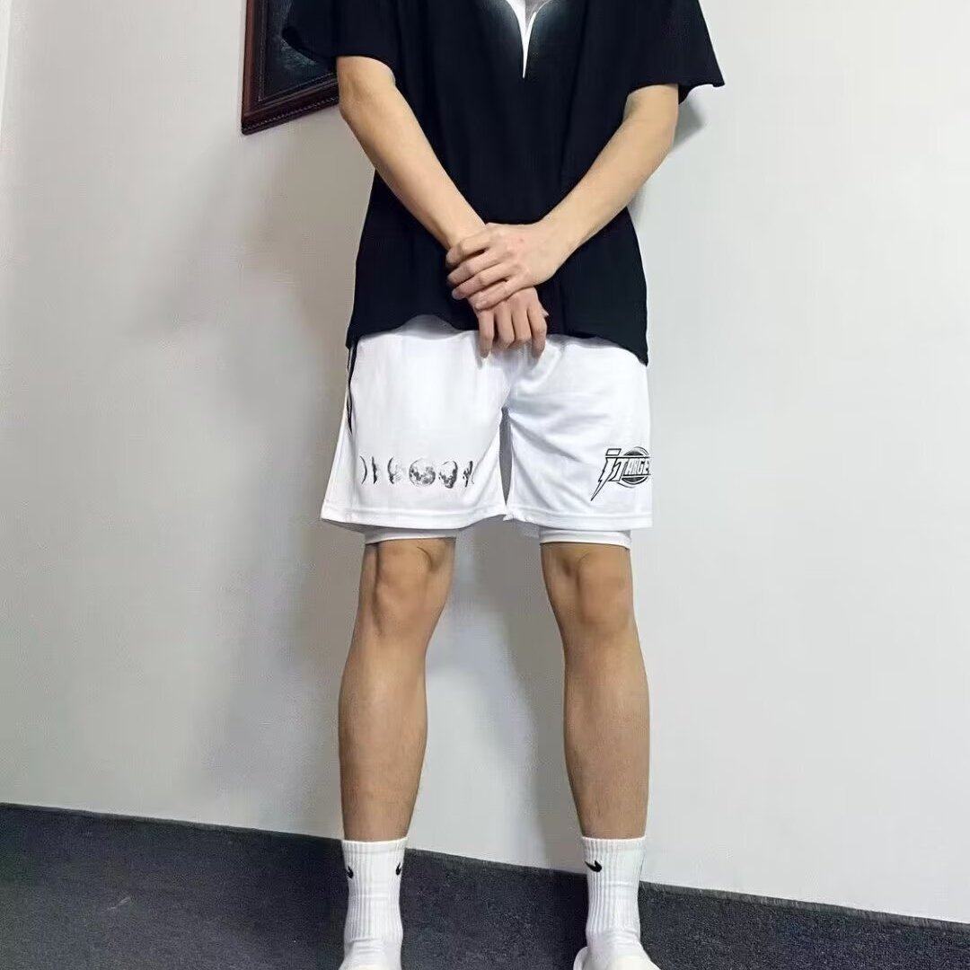 白色闪电美式篮球运动潮牌小短裤不过膝四分裤跑步健身休闲透气款