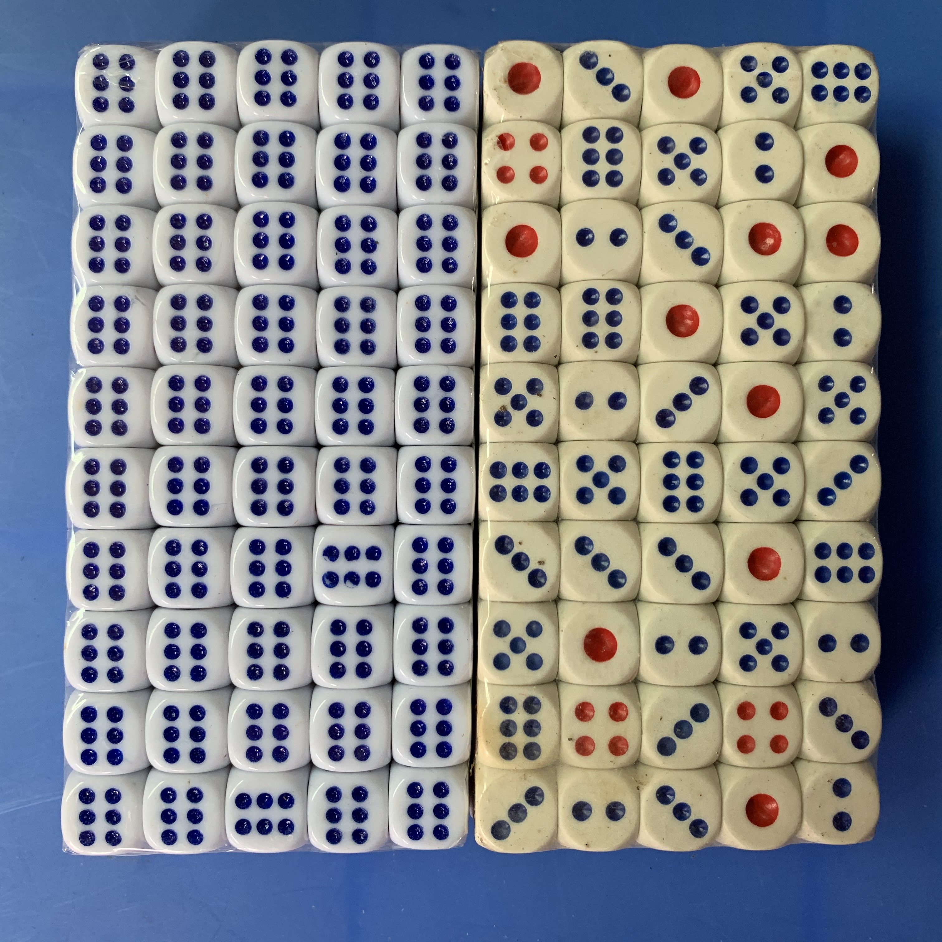 12mm白底红蓝点12#常规/普通色子/奶白骰子/色子/12号骰子