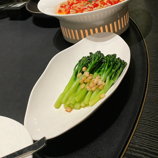 农家乐酒店饭店异形不规则炒菜盘子热菜盘白瓷小炒时蔬小炒特色盘