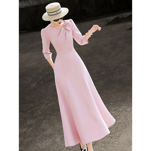 高级感长袖收腰大摆连衣裙女