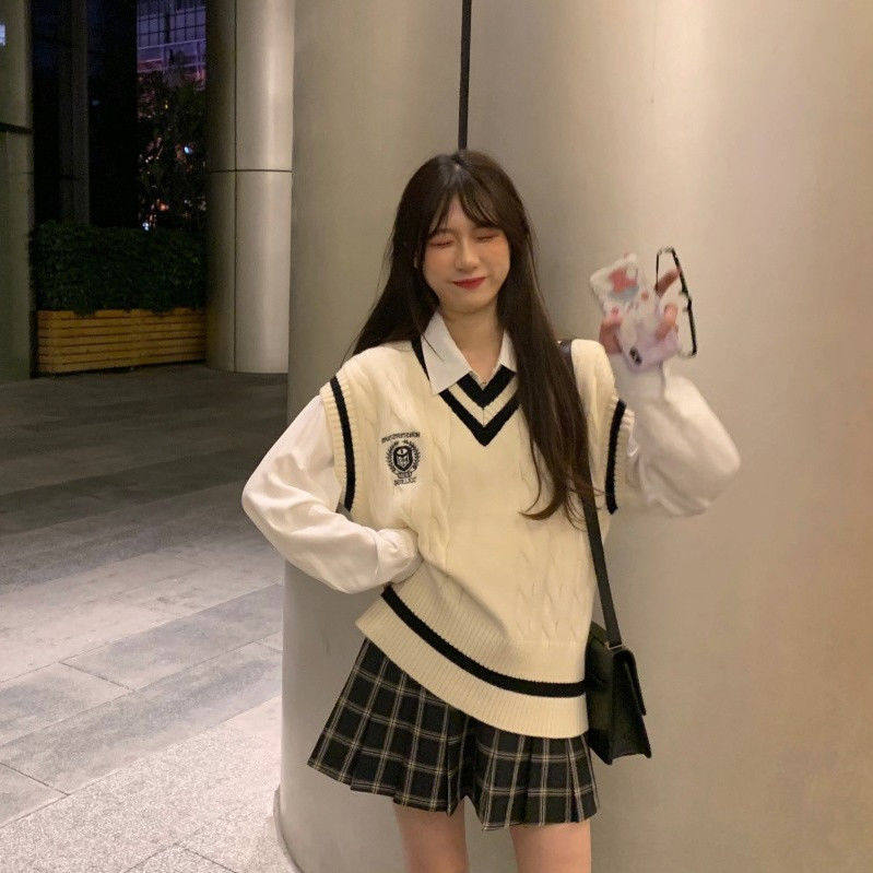 白色衬衫女入秋一整套小众内搭衬衣配毛针织马甲背心长袖打底上衣,女装/女士精品,时尚套装,淘宝优惠券,粉丝福利购,淘宝优惠卷