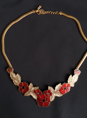 Vintage Fish&Crown 红色花朵项链