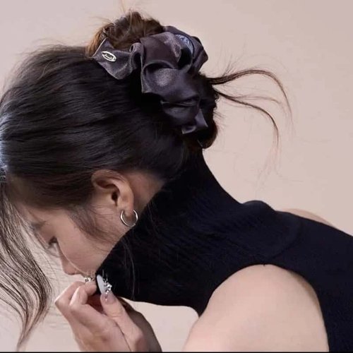 气质云朵褶皱抓夹女高级感