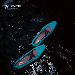 马毛波点浅口单鞋 2cm设计款 羊皮 女平底交叉带玛丽珍鞋 七与多