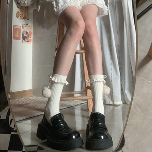 可爱毛球花边蝴蝶结少女中筒袜秋冬洛丽塔奶白堆堆袜 films