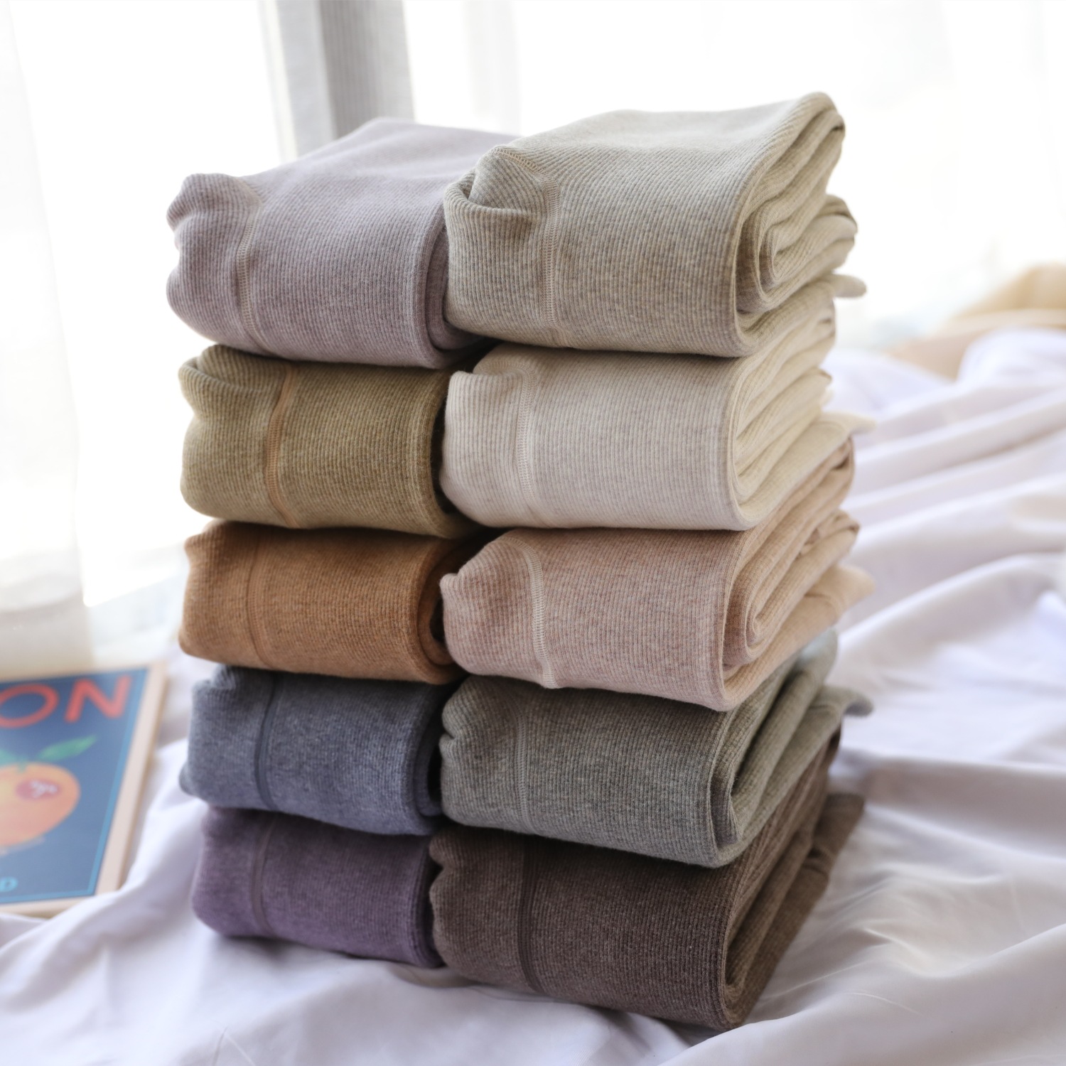 AY To films秋冬加绒加厚竖条纹连裤袜 奶咖色金棕色打底袜美腿袜