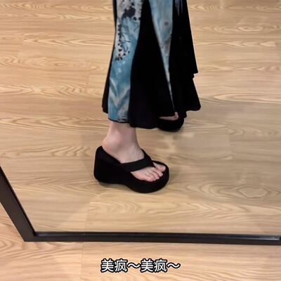 2025新款小个子增高厚底人字拖女夏外穿夹脚真皮松糕拖鞋坡跟凉