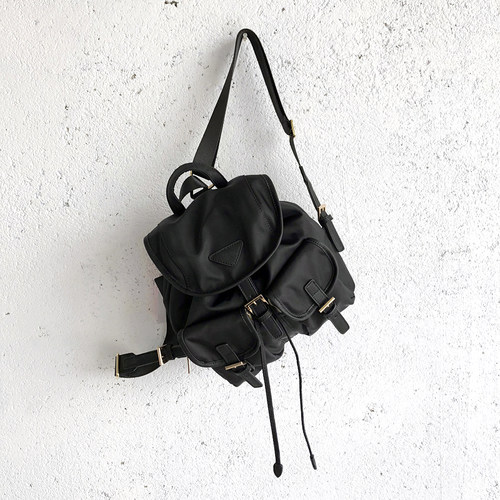 大容量轻便尼龙牛津布双肩背包女