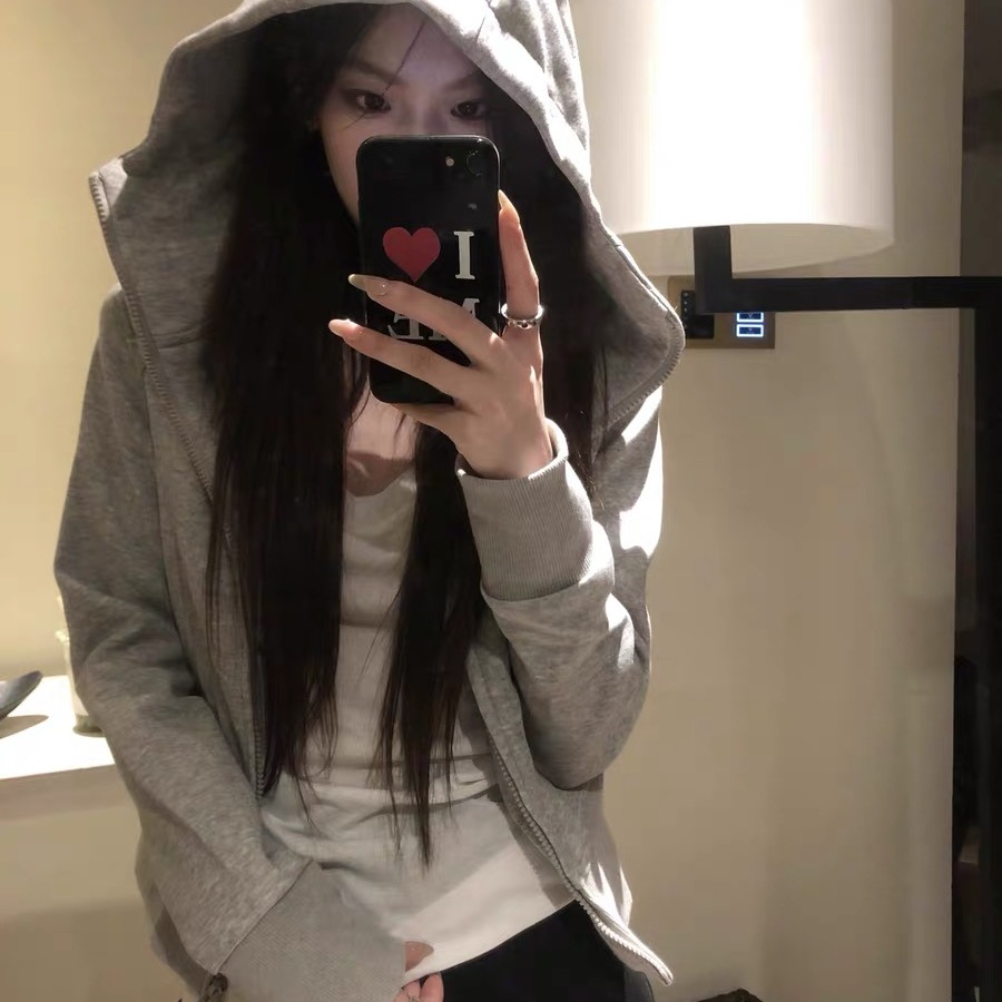 小个子穿搭基础款灰色外套女卫衣