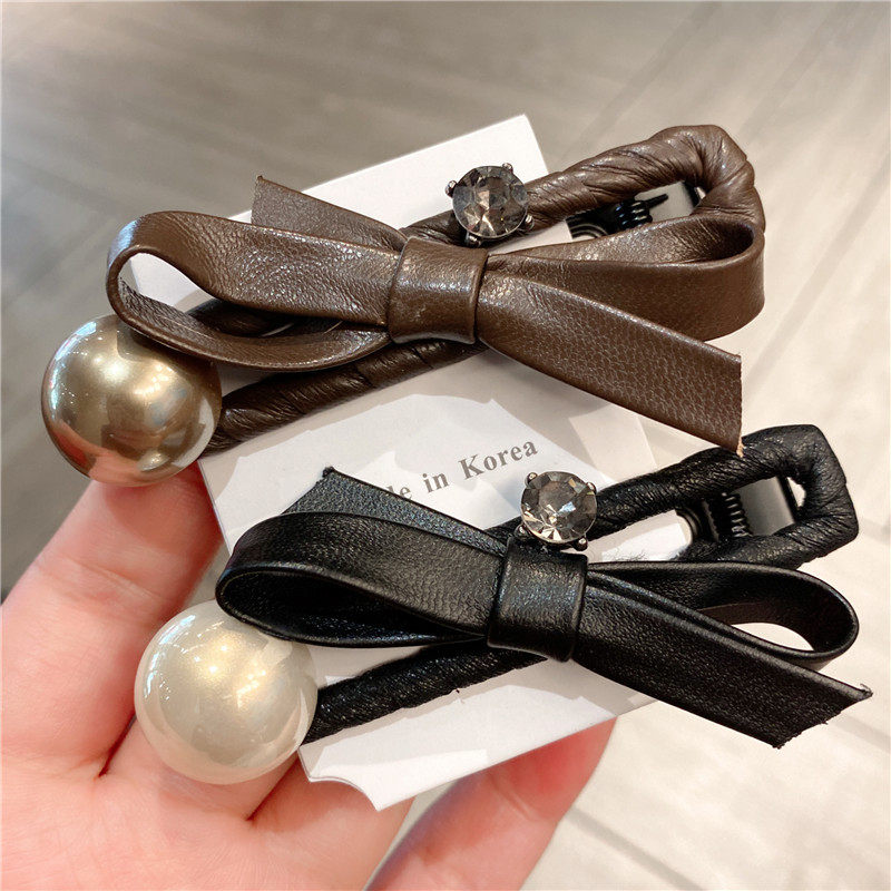 皮质水钻蝴蝶结刘海小夹子头饰发夹高级感绝美侧边夹鸭嘴发卡发饰,饰品/流行首饰/时尚饰品新,发饰,淘宝优惠券,粉丝福利购,淘宝优惠卷