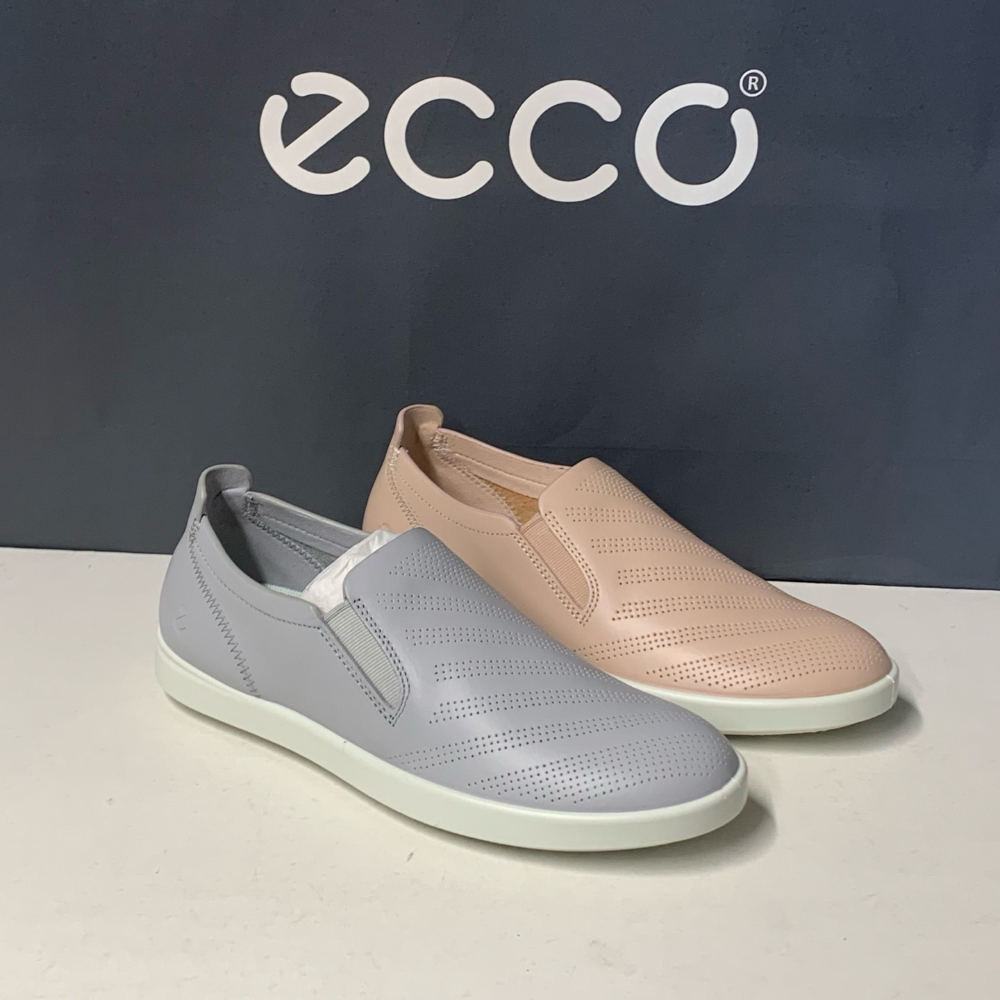 ECCO爱步女鞋春夏新款透气一脚蹬板鞋超软平底休闲鞋248803travel