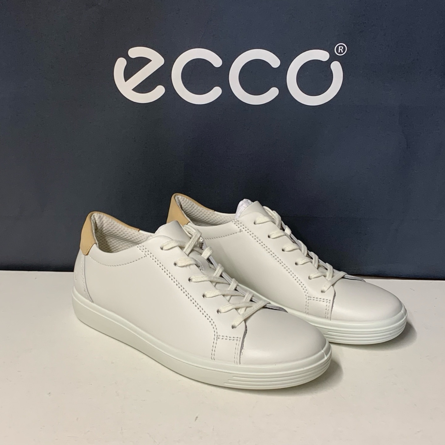ECCO爱步女鞋春夏新款小白鞋真皮防滑平底低帮板鞋218703柔酷