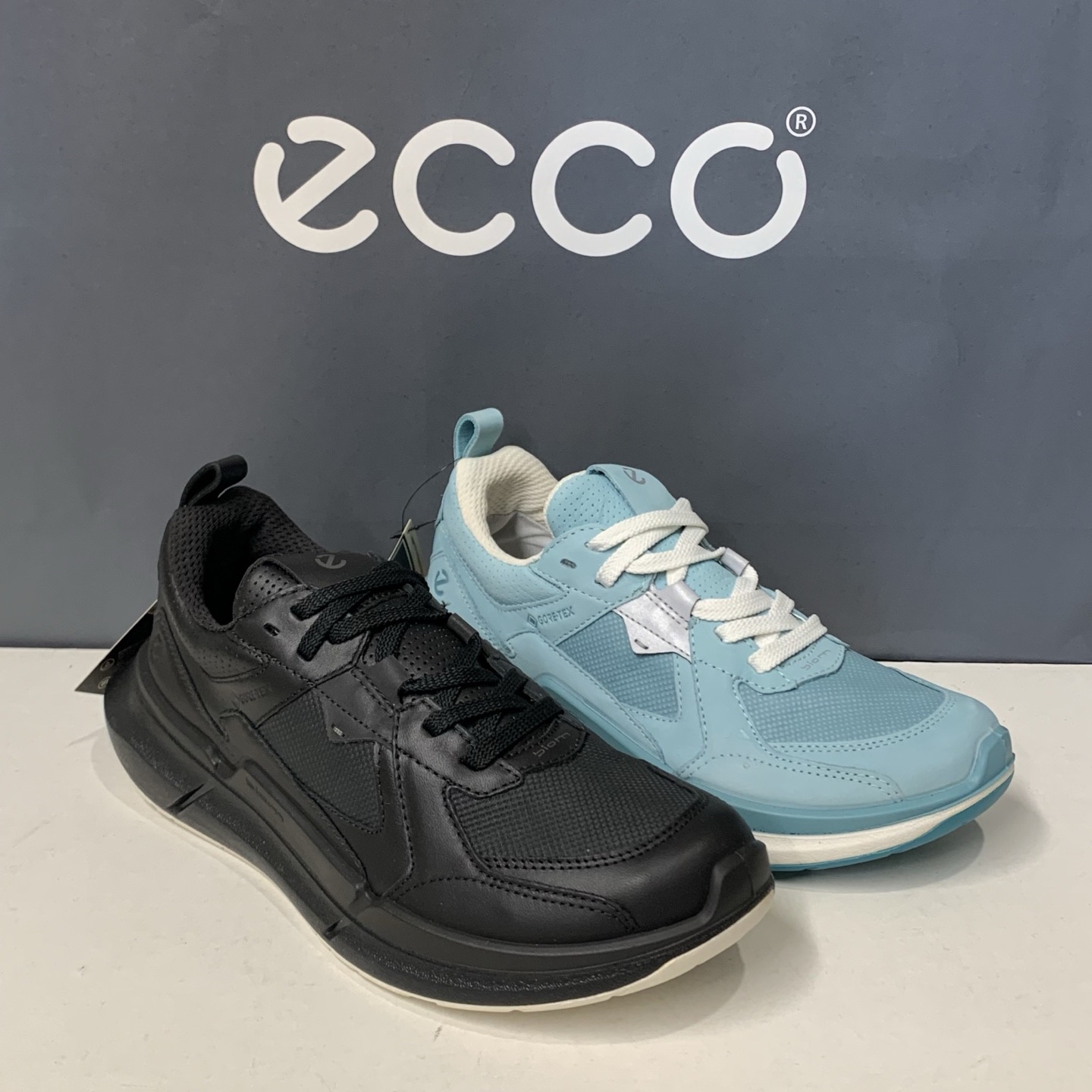 Ecco爱步女鞋秋冬新款gtx防水老爹鞋户外跑步鞋830813BIOM健步