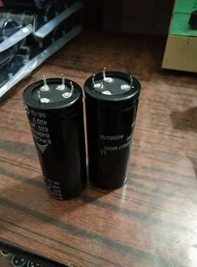 400V820UF 35X90  4脚电容 全新原装现货