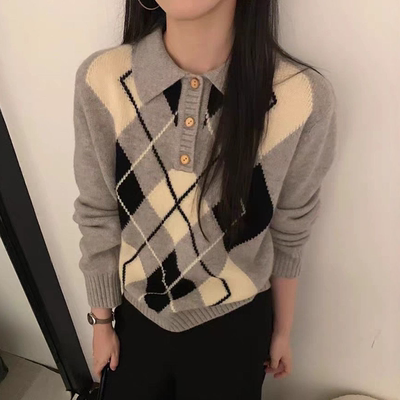 韩系撞色菱格Polo领显瘦针织衫