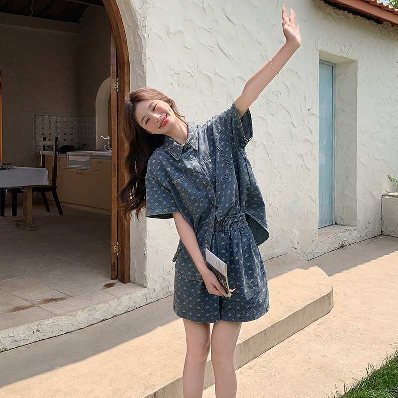 蓝色复古印花牛仔套装女夏装2024新款韩版薄款短袖衬衫短裤两件套,女装套装/套裙,浙宝099