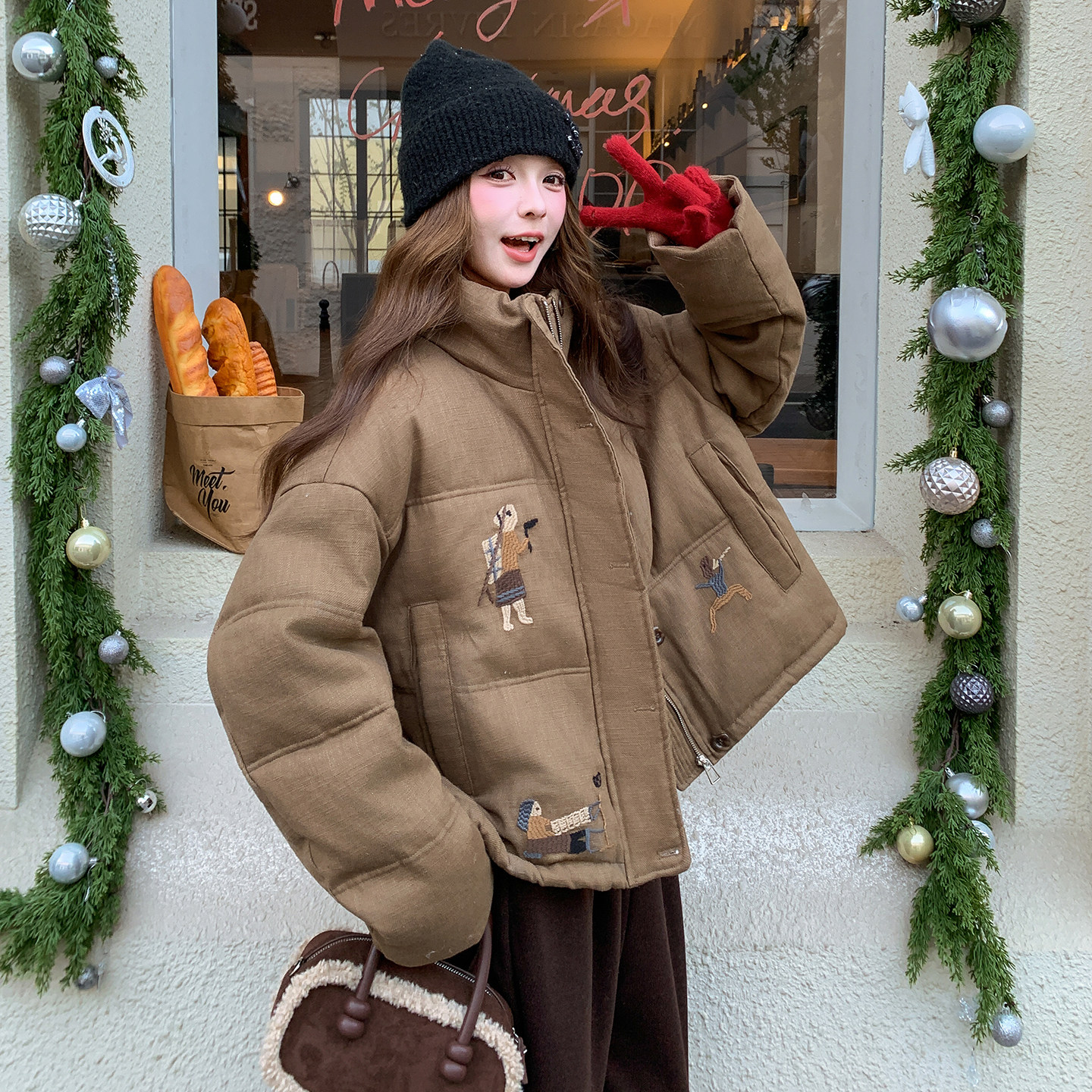 新款现货绣花羽绒服099-10381-p265-k398，女装羽绒服，浙宝099