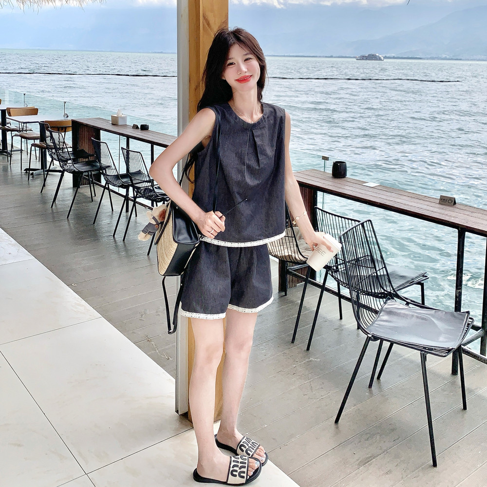 蕾丝花边灰色牛仔背心套装女2025夏季设计感可盐可甜小个子两件套,女装套装/套裙,浙宝099