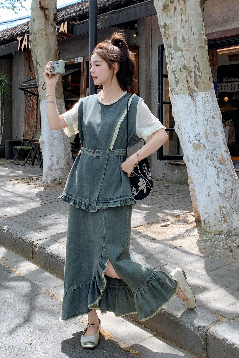 设计感时尚牛仔套装裙女2025夏季新款假两件收腰上衣半身裙两件套,女装套装/套裙,浙宝099