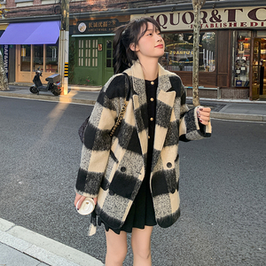 黑白格子加厚短款毛呢外套女2023冬季新款设计感时尚气质呢子大衣图片